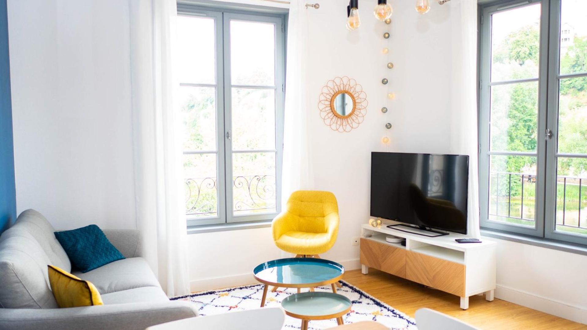 Les Rives Du Clain - Sublime T4 Au Bord De L'Eau Apartment Поатие Екстериор снимка